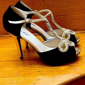 Woman’s Black & Gold High Heel Shoes